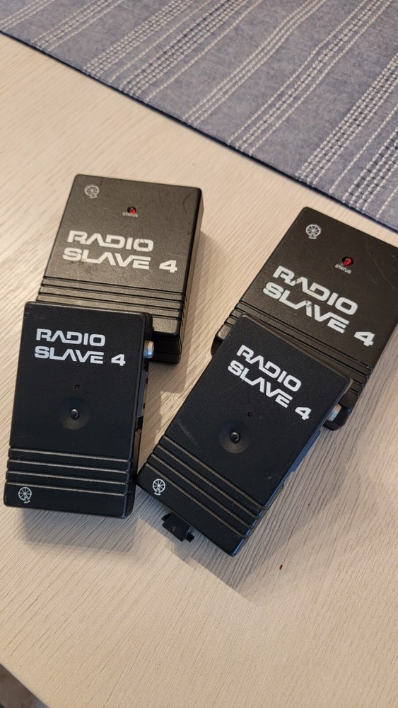 Quantum Radio Slave 4 Frequency B (2)Wireless Receivers & (2)Transmitters