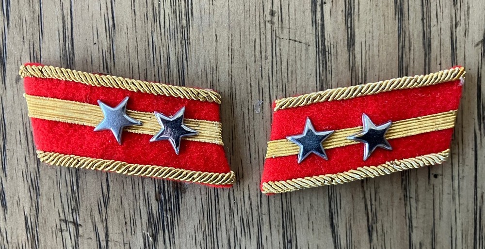 1ST LIEUTENANT COLLAR INSIGNIA