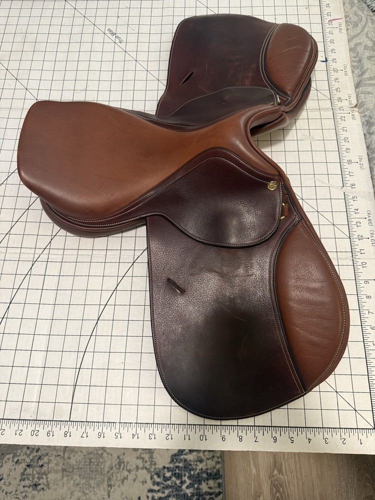 Ovation Saddle
