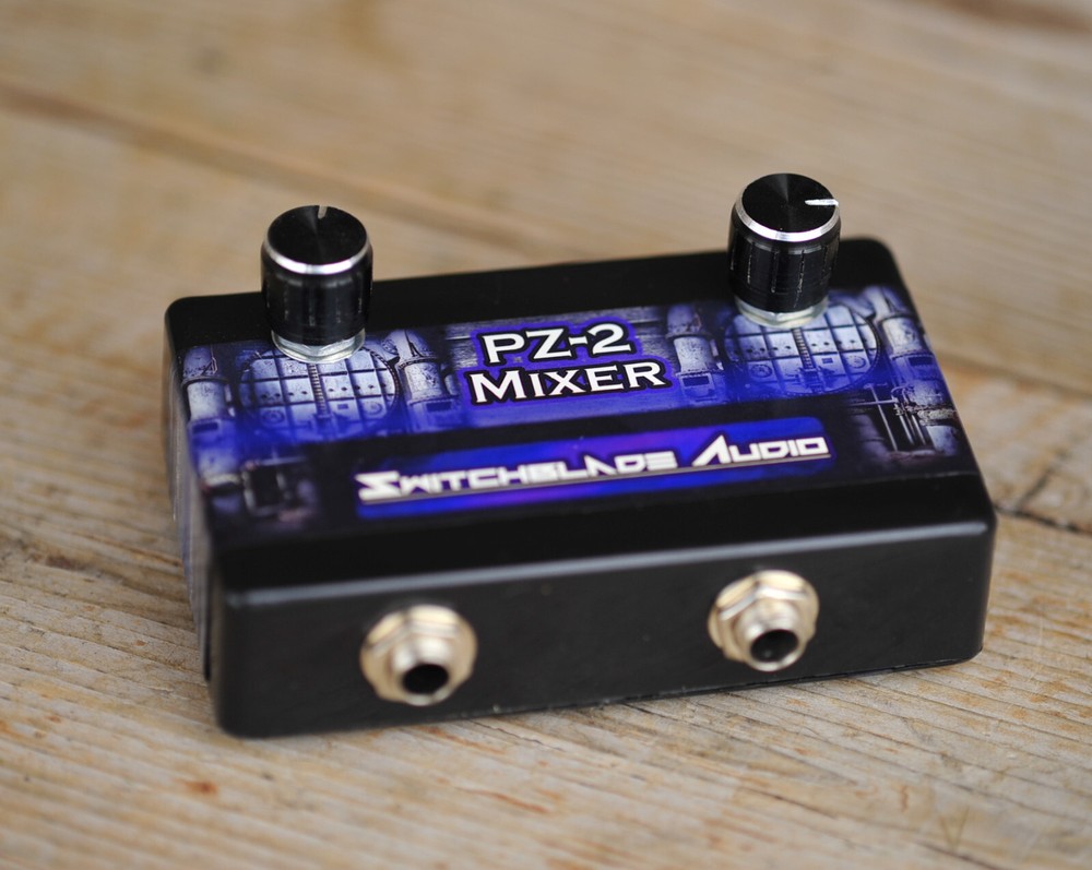 2-Channel Passive Mixer PZ-2 - Compact Switchblade Audio