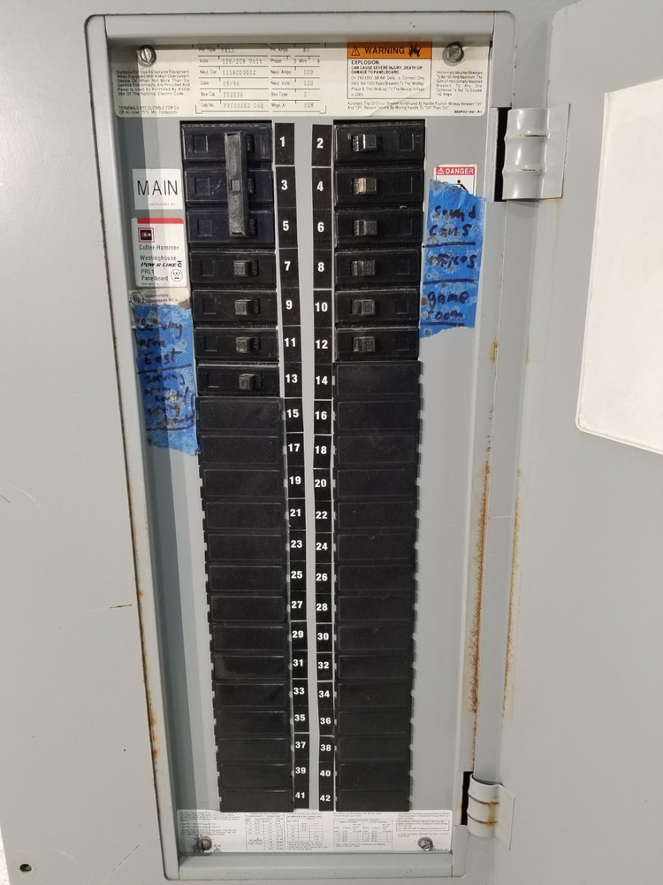 CH/Cutler Hammer PRL1 Panel With 80 Amp Main & Breakers 208Y/120 Volt 3 Phase 4