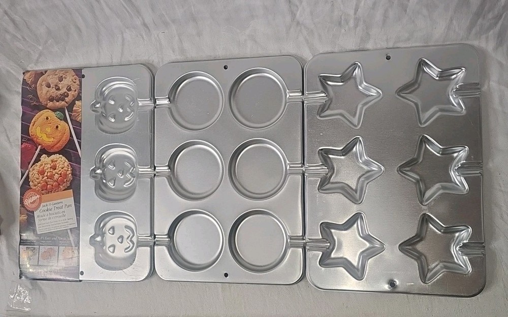3 Vintage Wilton Baking Pans