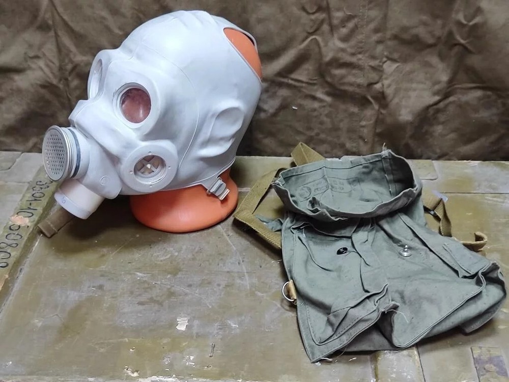 PMG Gas Mask EO-18 , Size3+BAG