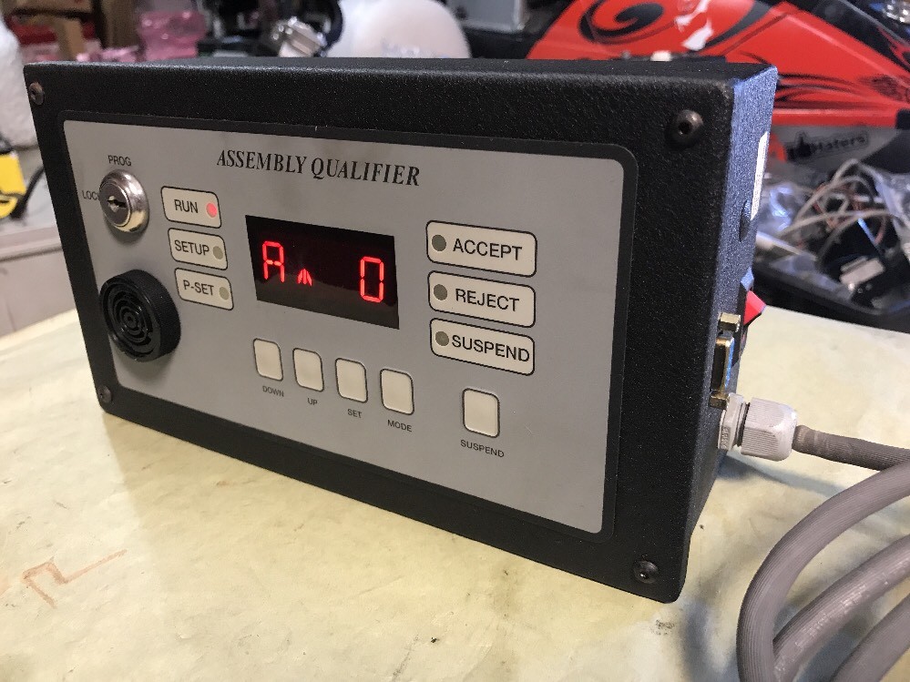 Atlas Copco Assembly Qualifer Controller AQ100-0E3 P-176 CLEAN OPERATING UNIT