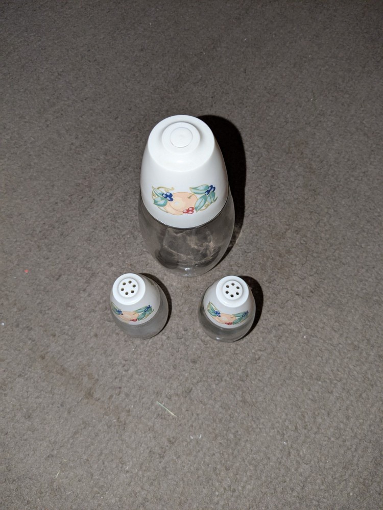 CORELLE GEMCO ABUNDANCE PATTERN SALT /PEPPER & Sugar SHAKER Set