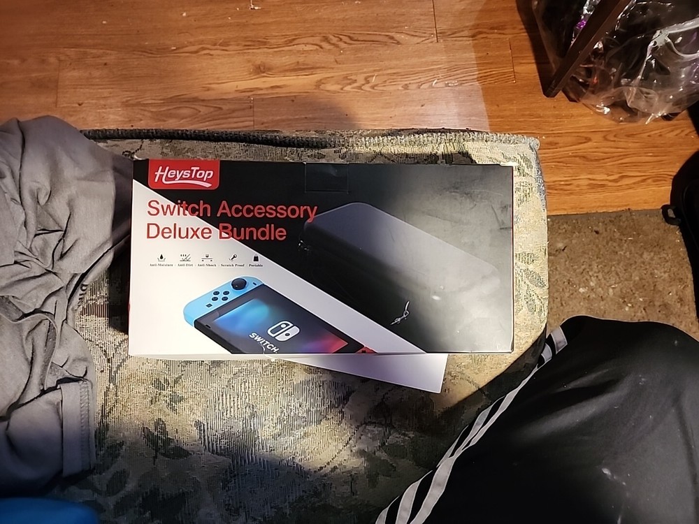 Nintendo Switch Accessory Deluxe Bundle HeysTop