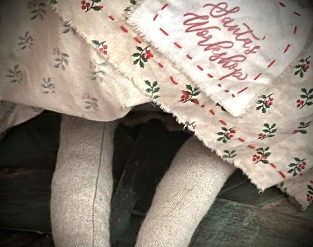 Primitive Christmas Grubby Primitive Distressed Faceless Prairie Rag Doll GP