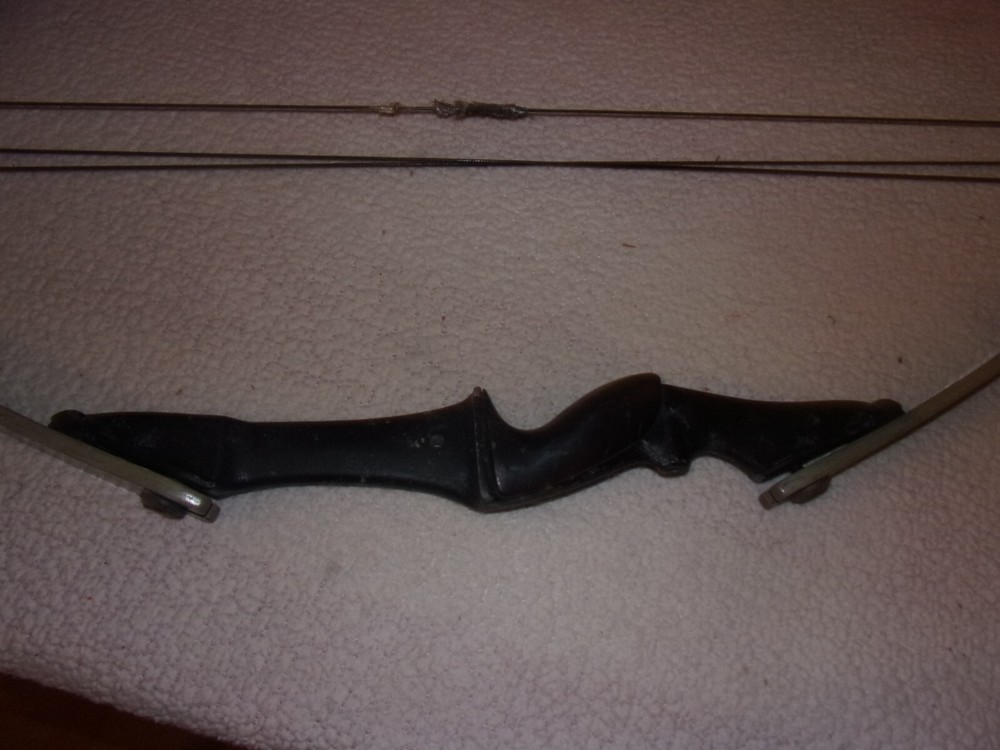 Vintage Darton Falcon Compound Bow