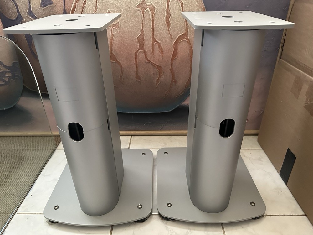 Meridian DSP3100 20" Speaker Stands Silver ( Pair )