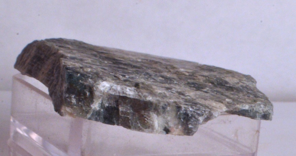 #7072 Labradorite - Naim, Labrador [Type Location]