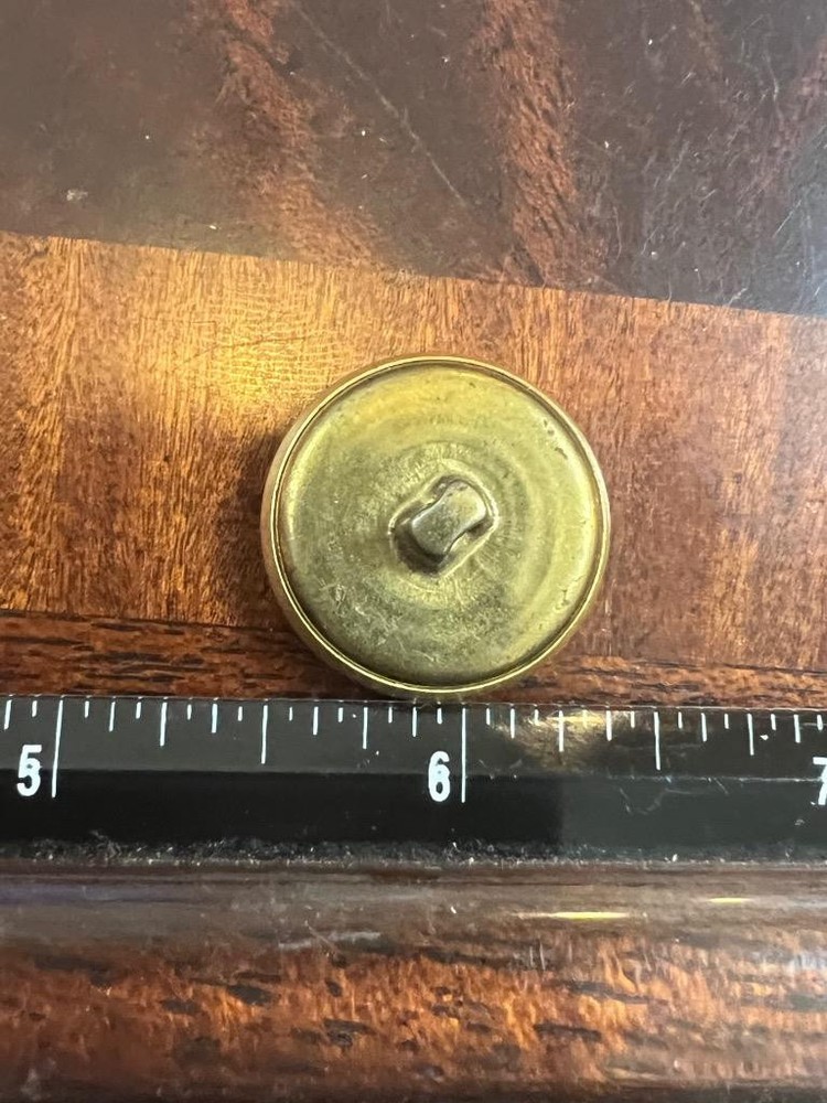 Liberty Bell Military Soldier button (A2025A)