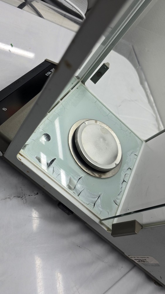 METTLER AE163 BALANCE ANALYTICAL SCALE D12
