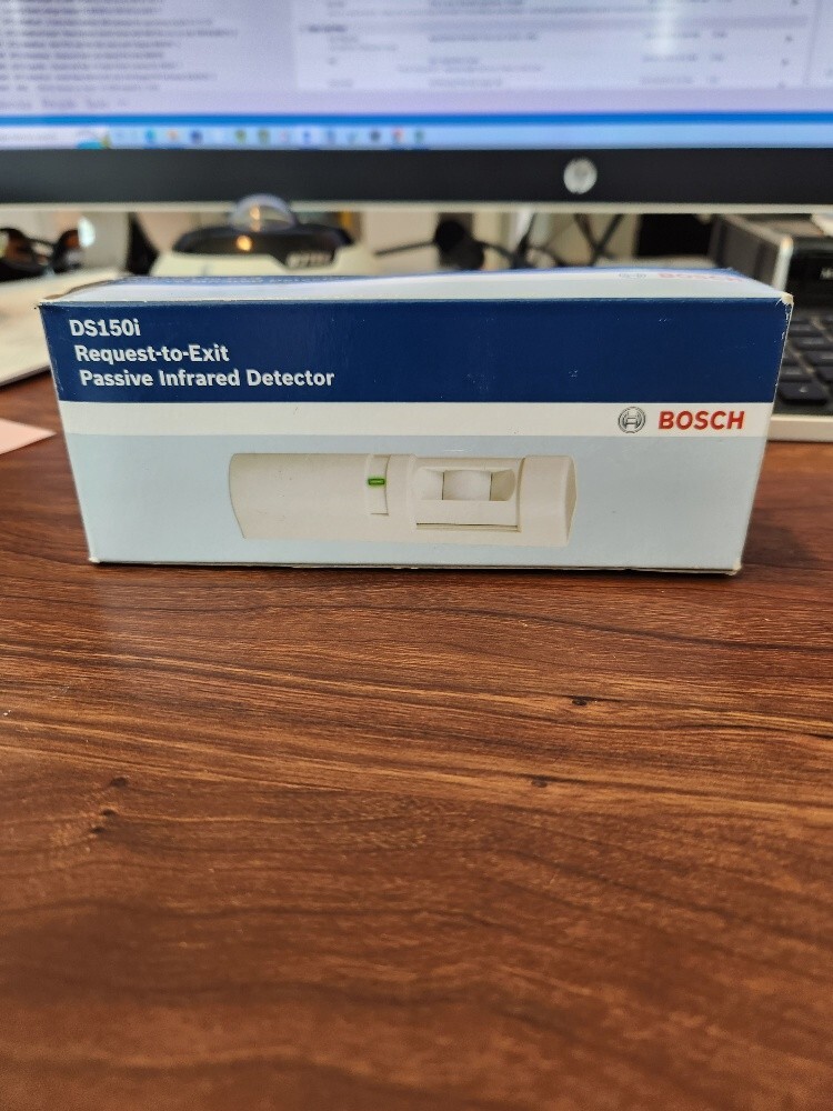 Bosch DS150i Request-to-Exit Passive Infrared Detector White