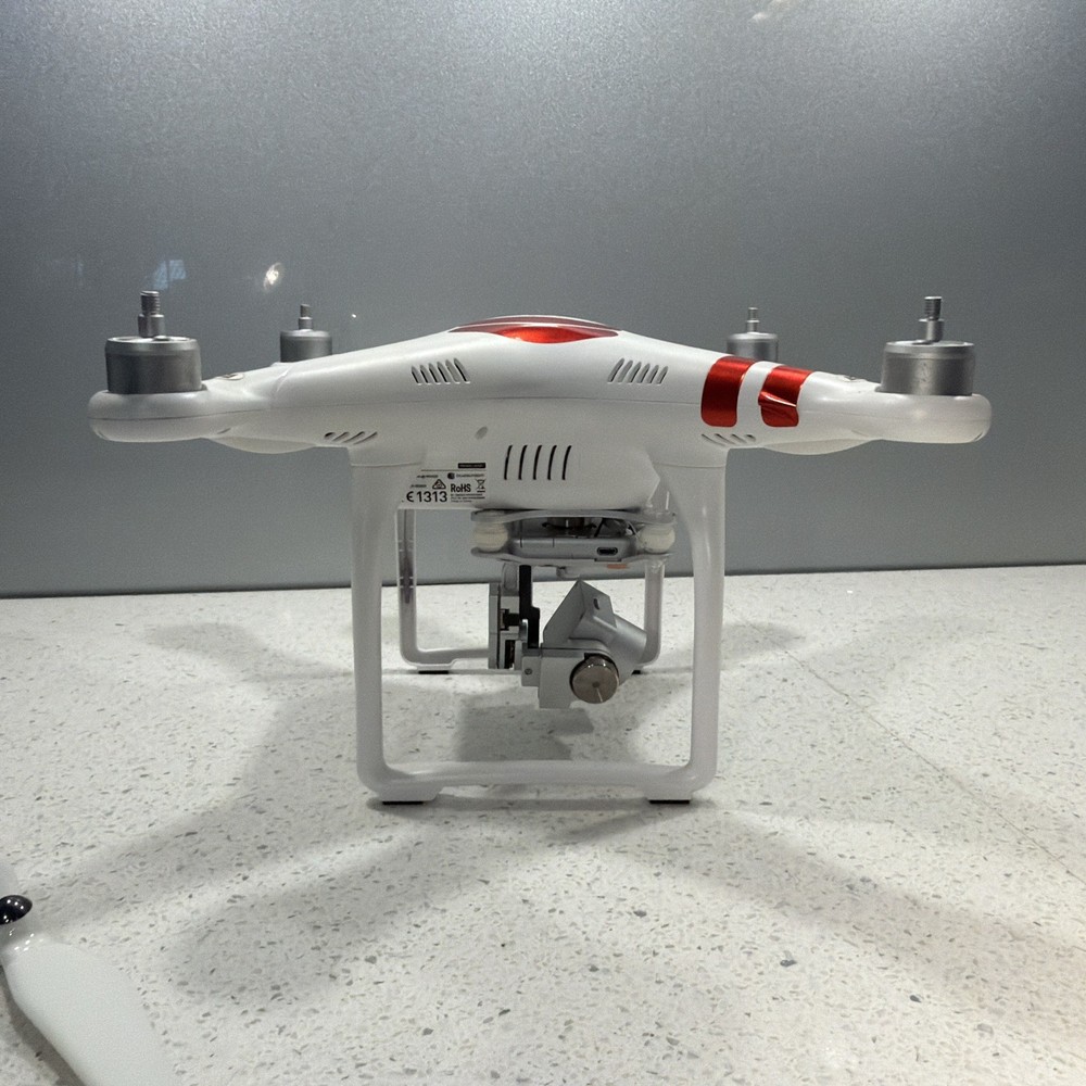 DJI Phantom 3 Quadcopter Drone - in good condition, Pl Check Description