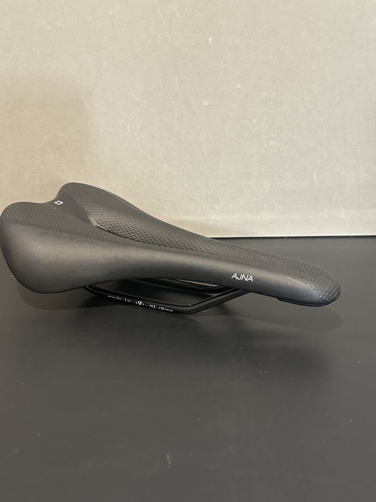 Ajna Bike Saddle
