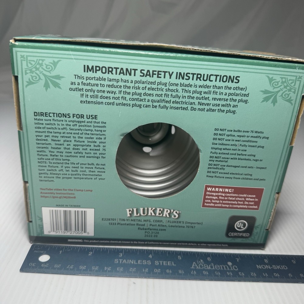 Fluker's Repta-Clamp Lamp Ceramic with Dimmable Switch 5.5 Inch