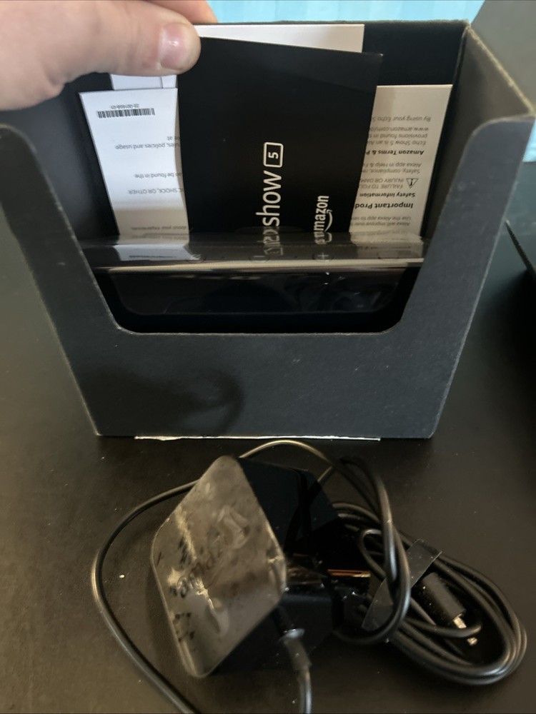 Amazon Echo Show 5 Smart Speaker Charcoal Black ❤️ Open Box