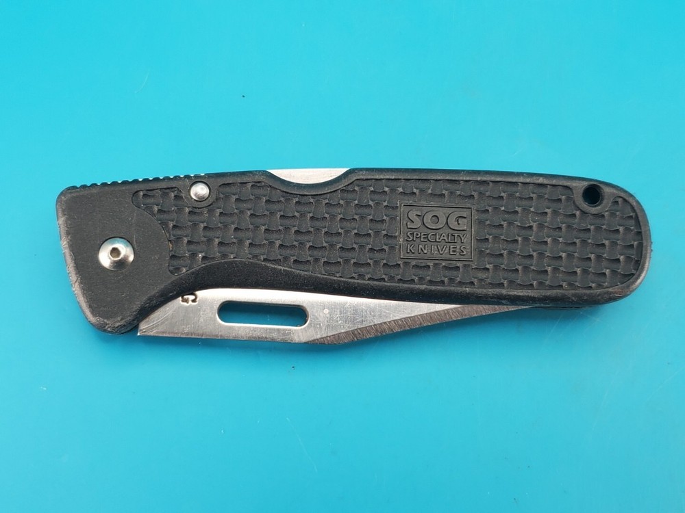 SOG Auto Clip Plain Edge Folding Pocket Knife!