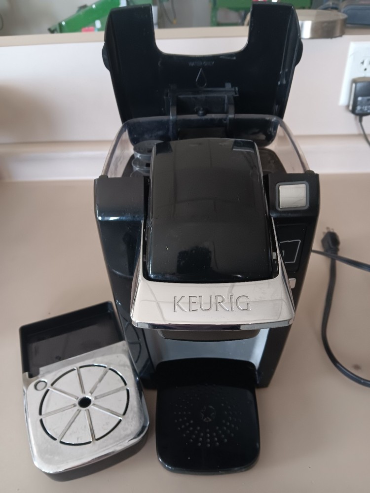 Keurig K10 Mini plus Coffee Maker Brewing System Black