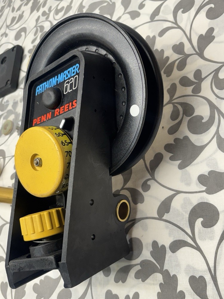 Penn Downrigger Fathom Master 620 Base