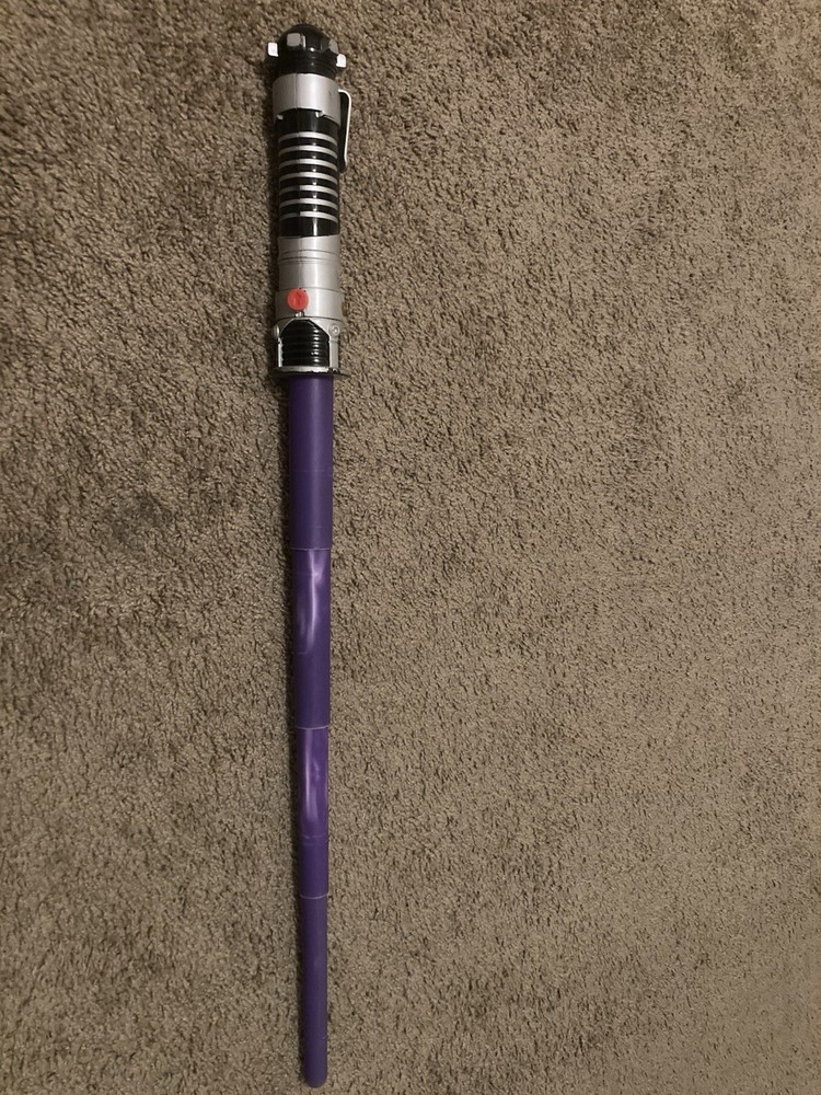 Star Wars Mace Windu Spring Into Action Light Saber Replica.