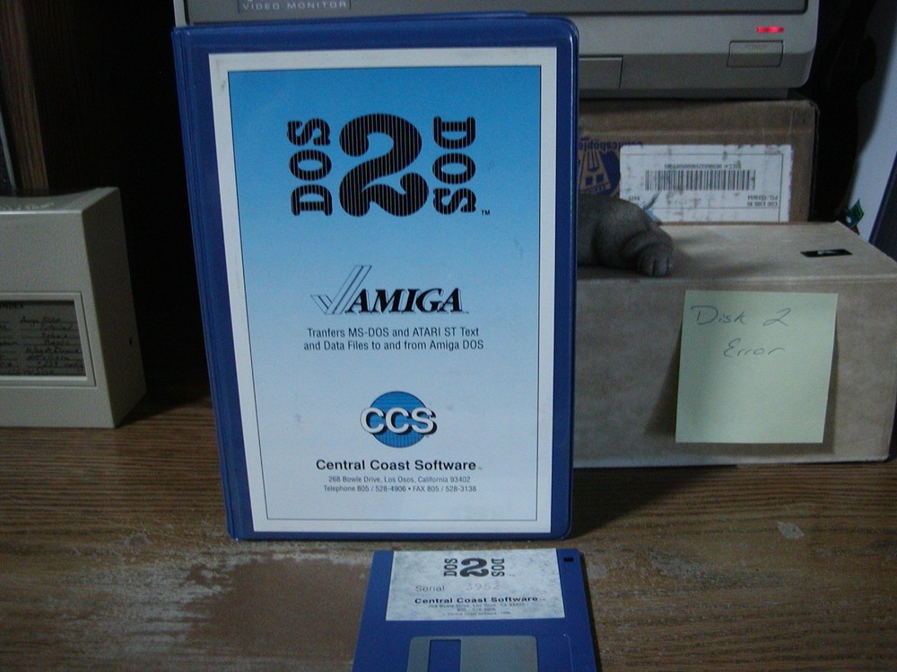 Commodore Amiga DOS 2 DOS, (1) Original Master with Manual in Plastic Folder