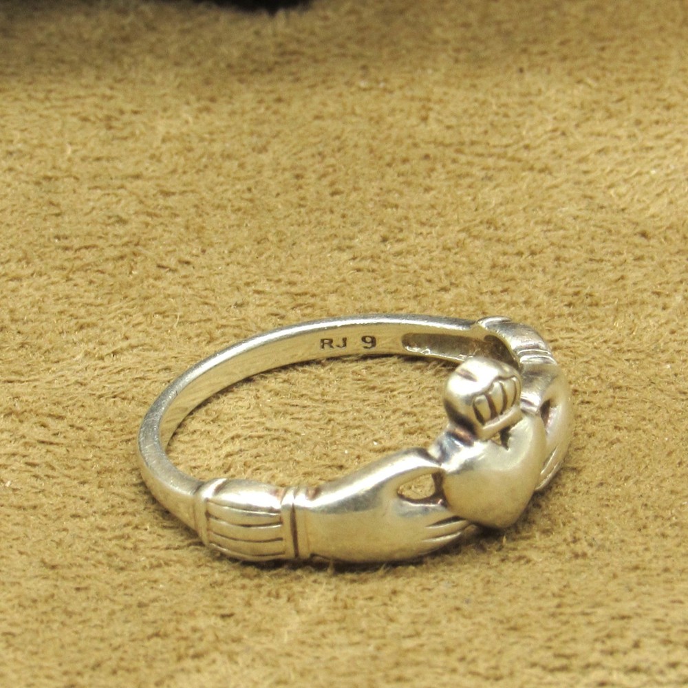 Vintage Sterling Silver Claddagh Traditional Relationship Ring