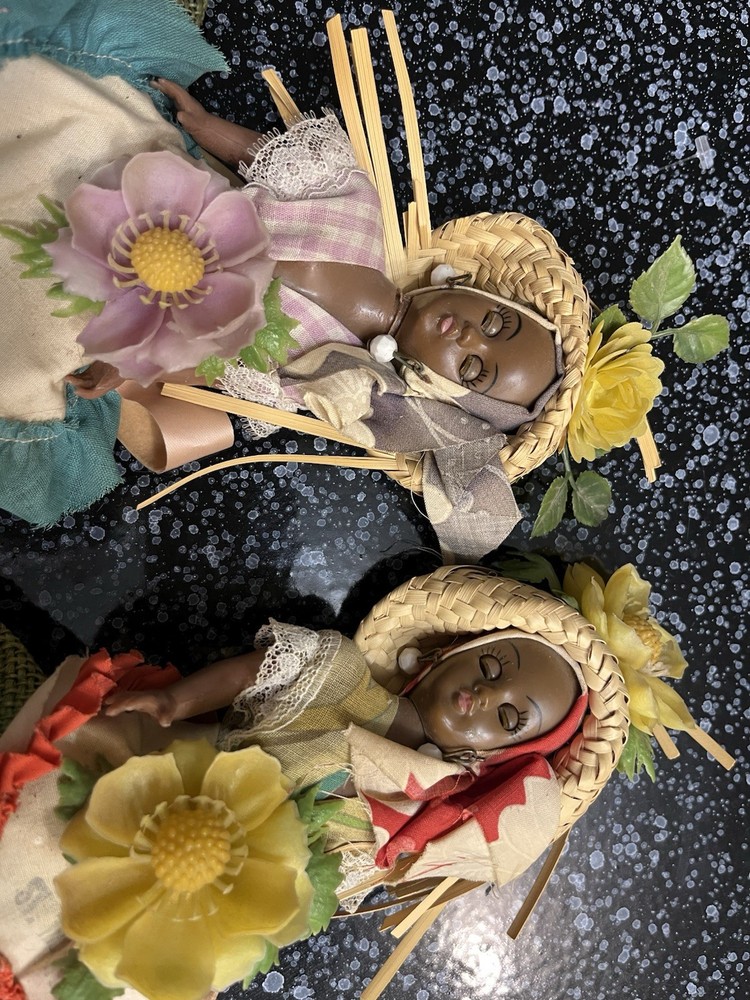 2 Pears craft dolls. Sleeping Eyes Dolls.