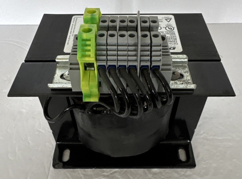 Dongan ES-10190.376 Single Phase Class 1 General Transformer Isolating Clean