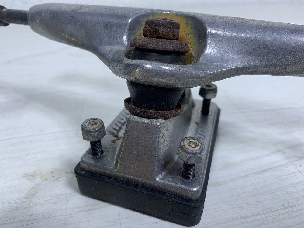 Slant 8 5/8” Skateboard Trucks & Mounting Hardware