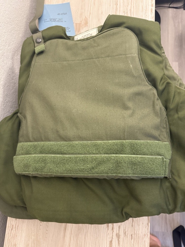 Vietnam Variable Body Armor New In Original Box Large Regular