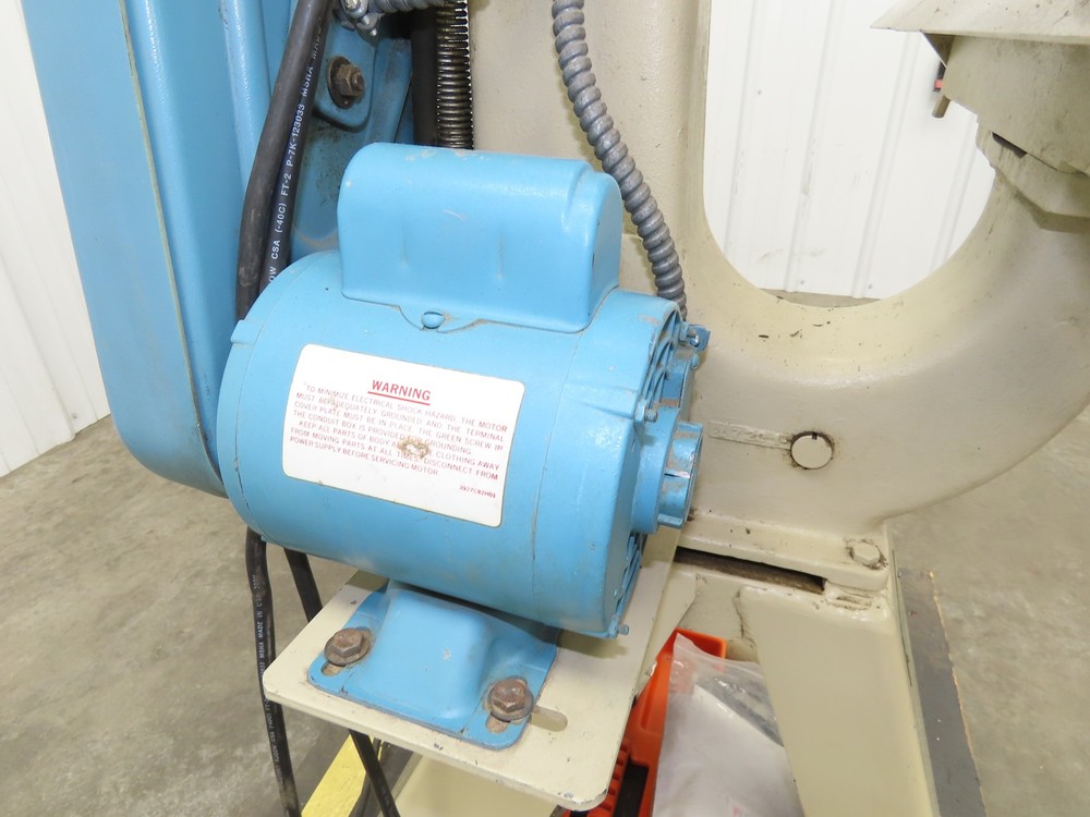 Bostitch 17 Bronco Multi Head Stitcher Saddle Industrial Wire Stapler 115V