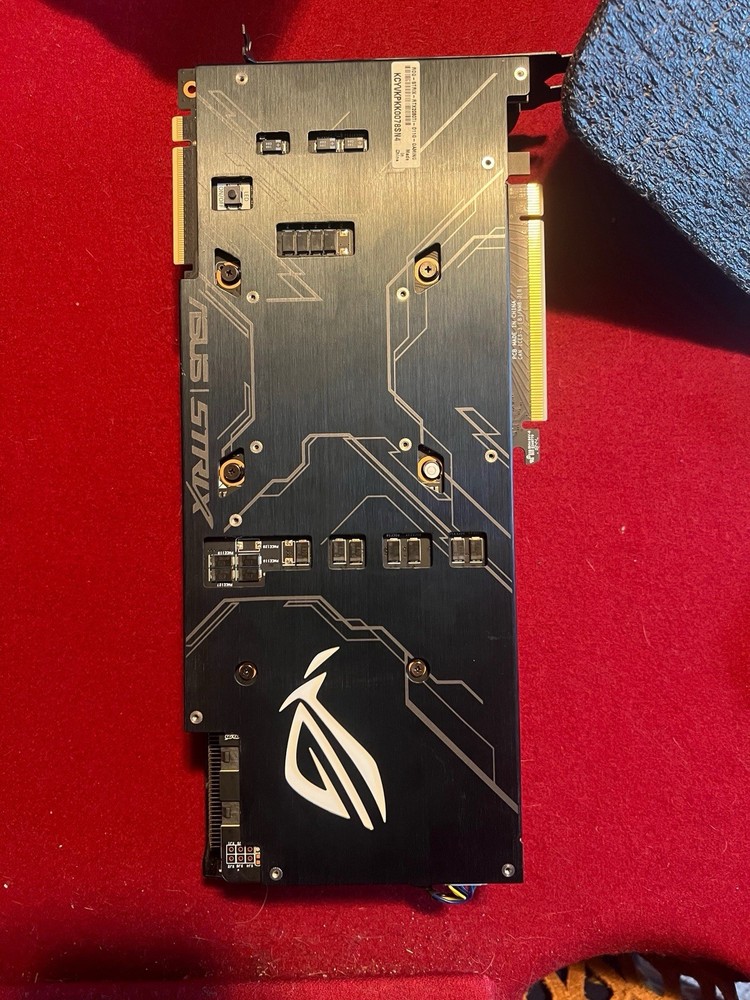 ASUS ROG-STRIX-