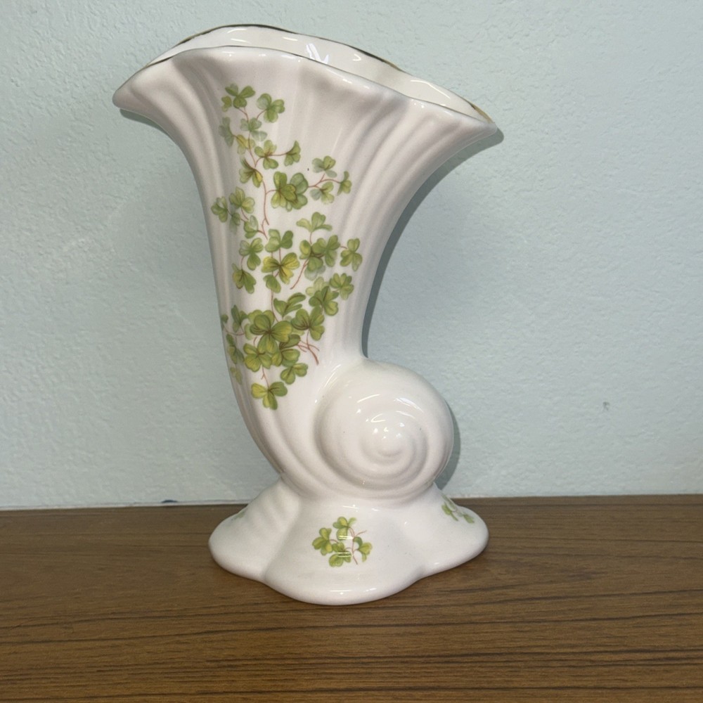 Ballyporeen Fine Bone China Vase