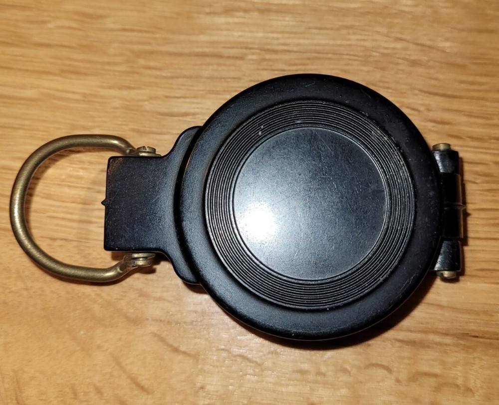 VINTAGE Engineer Directional Compass 12BX Plastic Folding Front Metal Ring BLACK