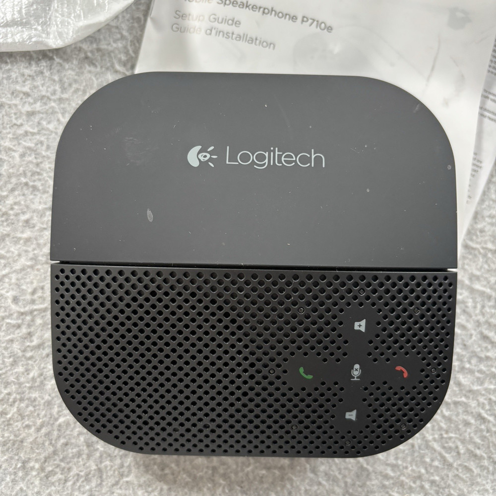 Logitech P710e Mobile Conferencing Speakerphone Bluetooth with Soft Case and BOX