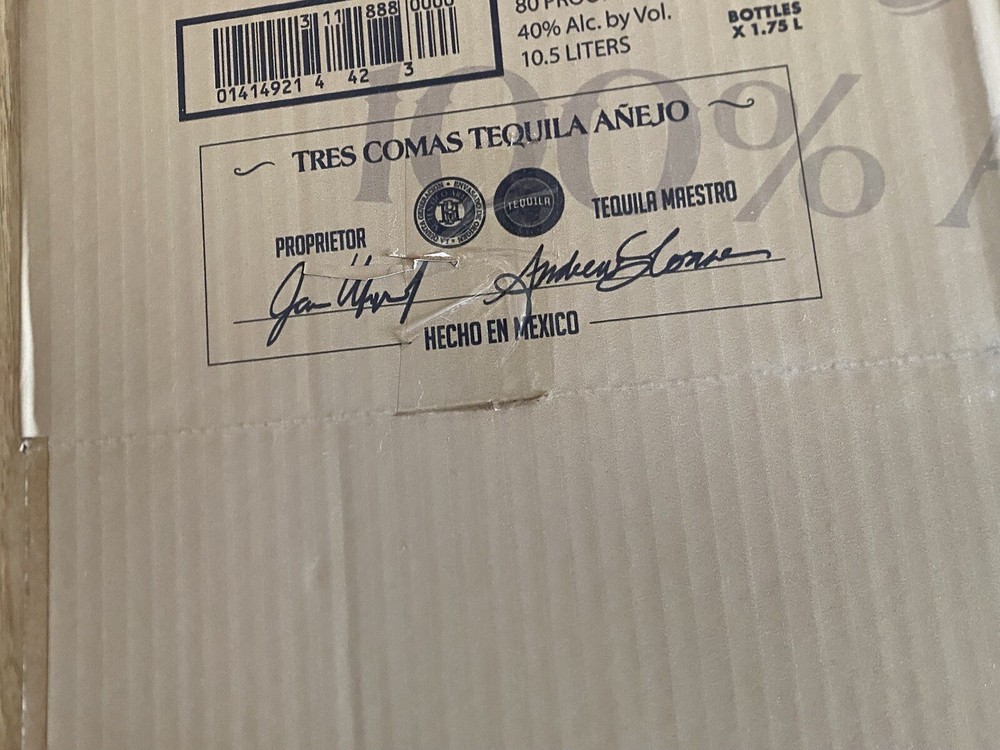 Silicon Valley - Production Used Prop Tres Comas Box!