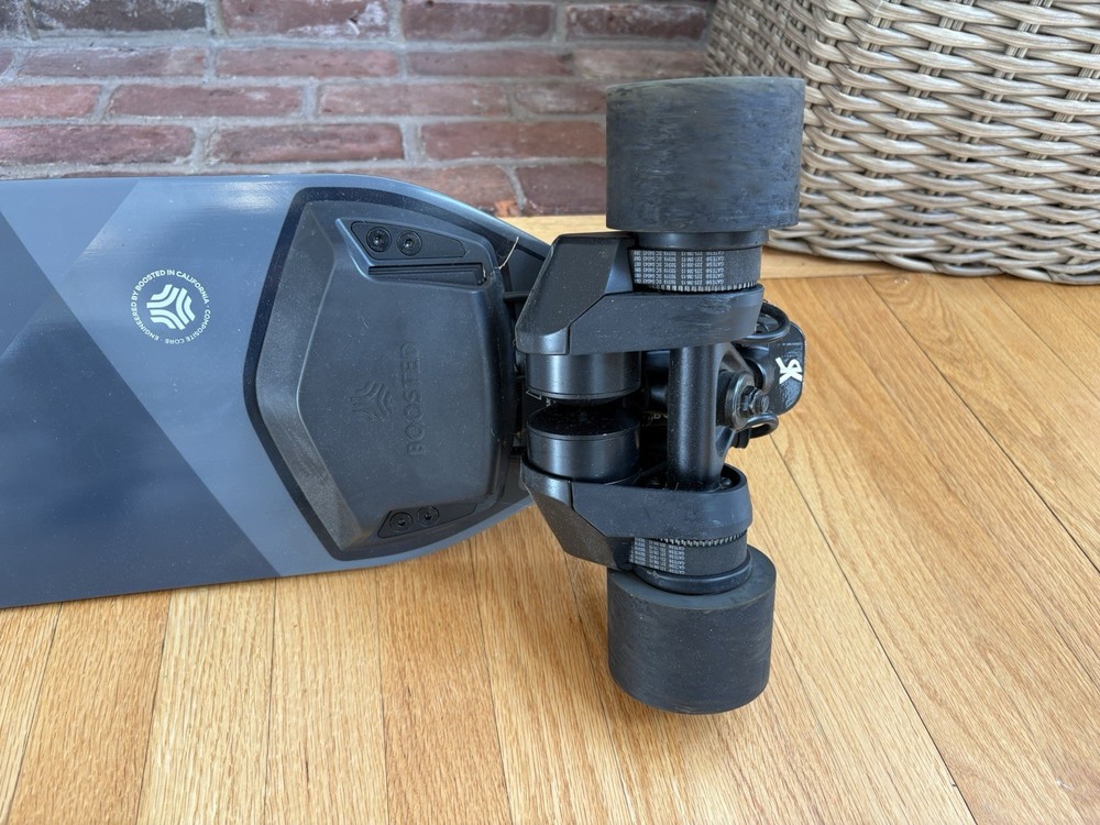 Boosted Stealth Electric Longboard Extended Range with Charger and Remote