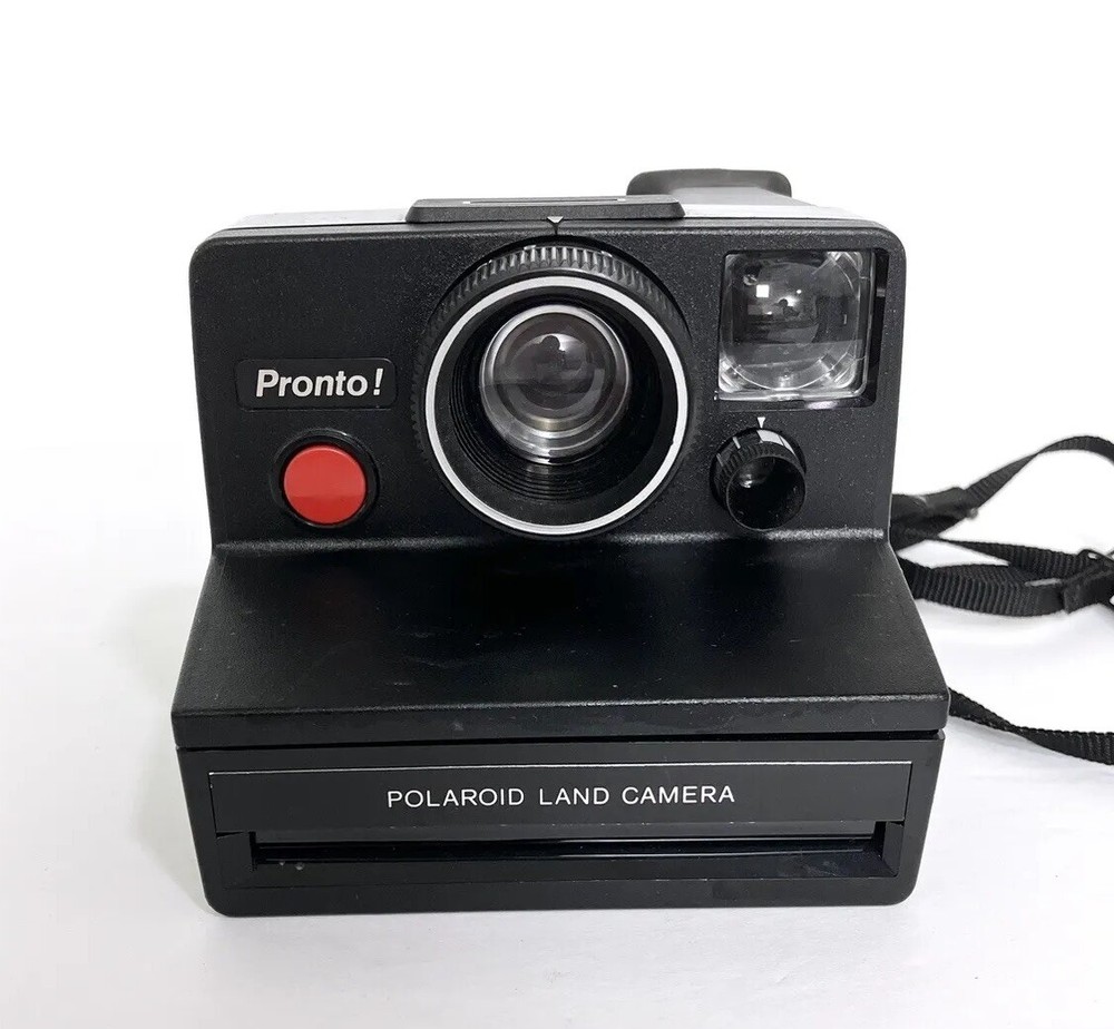 VTG Polaroid SX-70 Pronto! Land Camera With Strap UNTESTED