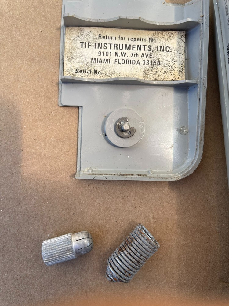 TIF Instruments 5000 Halogen Refrigerant Gas Leak Detector