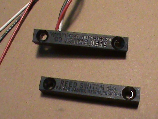 REED 2010-1900-400 SPDT FORM "C" SENSOR/ACTUATOR SET