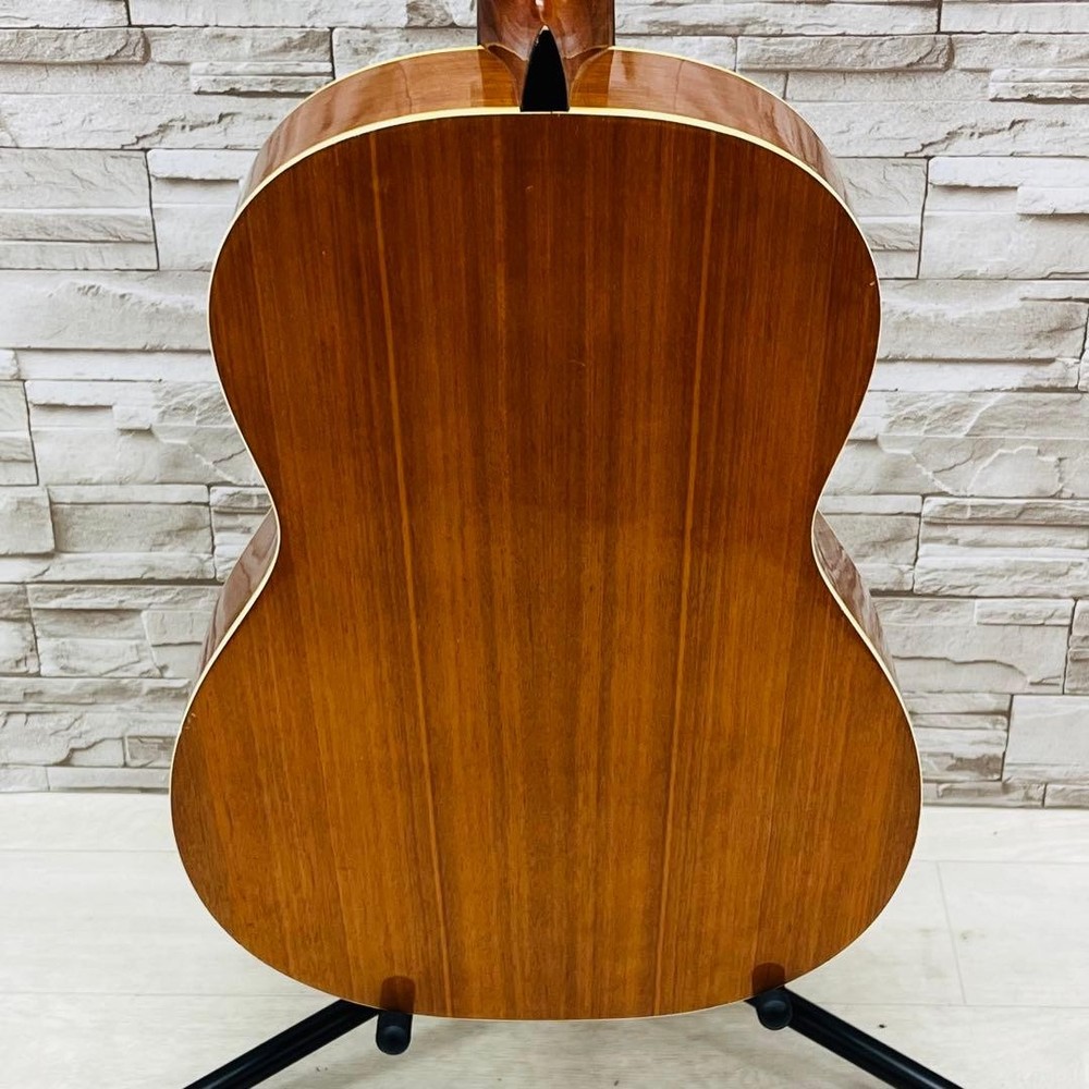 Zen-On Vintage Classical Guitar With Hard Case