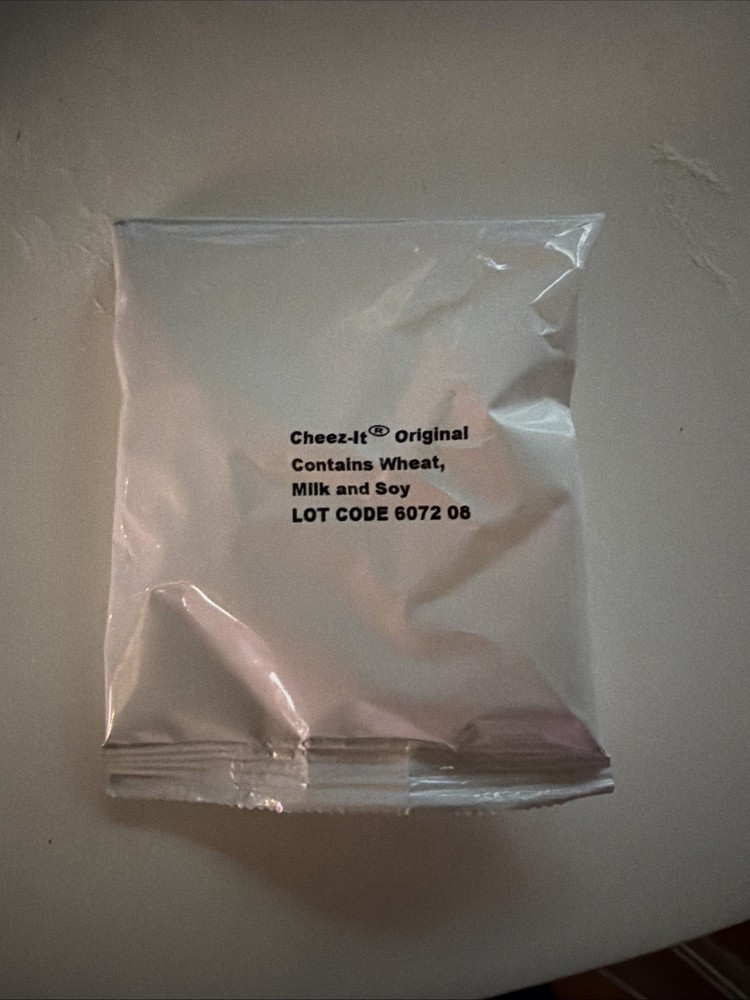 Incredibly Rare Cheezit Bag Defect No Title