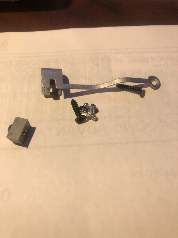 humanscale usb-c restant clip m/flex