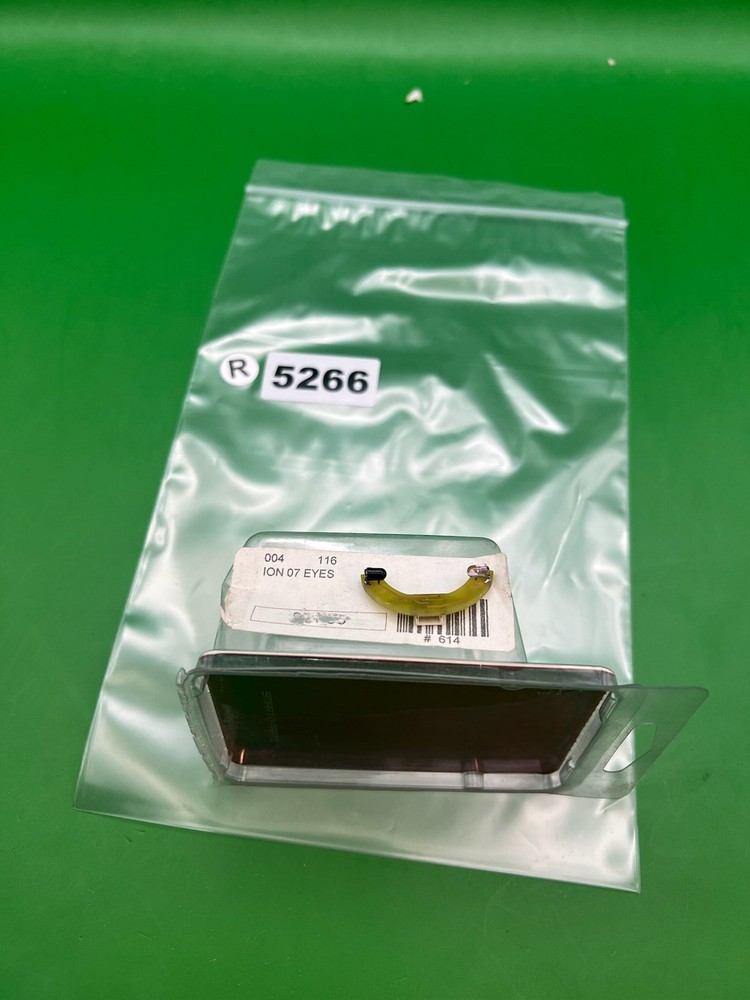 Smart Parts Ion Eyes Yellow