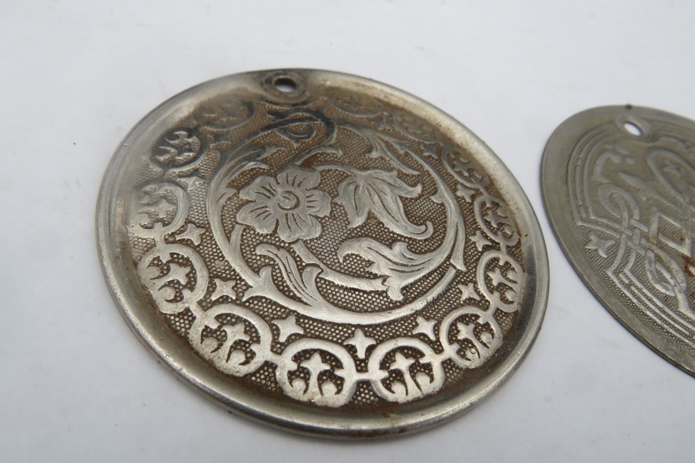 2 Vintage sewing machine cover very nice ( 5351