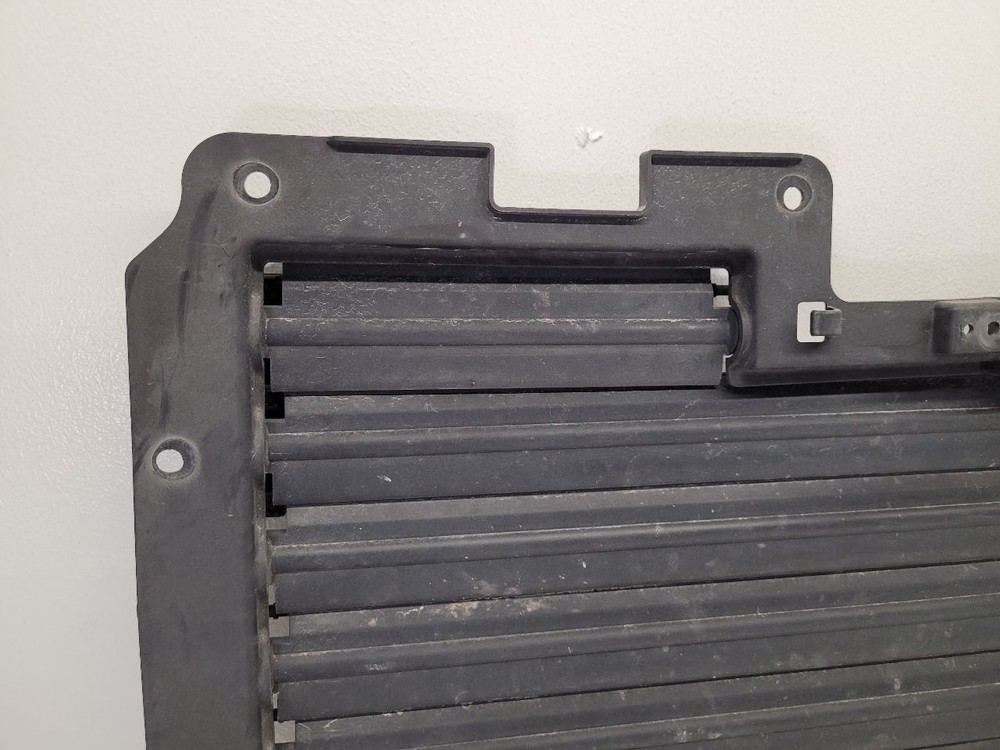 2017 Chevrolet Tahoe Air Shutter