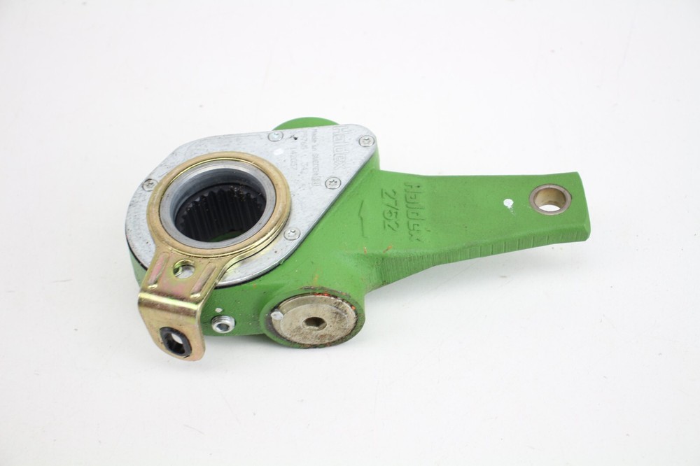 UD Trucks Rear Slack Adjust 44341-NA005