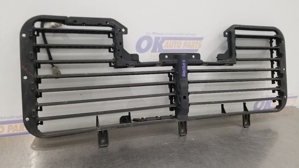 18 CHEVY SILVERADO 1500 5.3L AIR SHUTTER ASSEMBLY