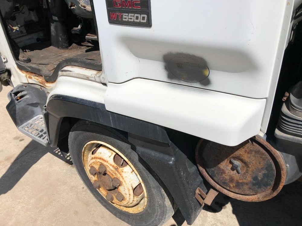 GMC T5500 COMPOSITE Left/Driver CAB Panel